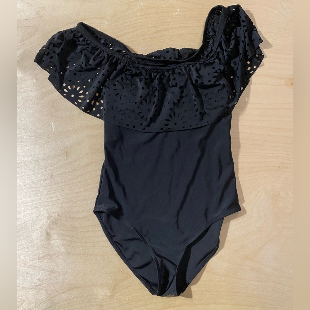 Black Off-Shoulder Swimsuit Small (EZ)